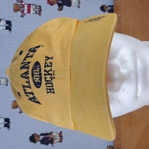 Atlanta Thrashers Hockey CCM yellow & blue pull tab NHL hat cap